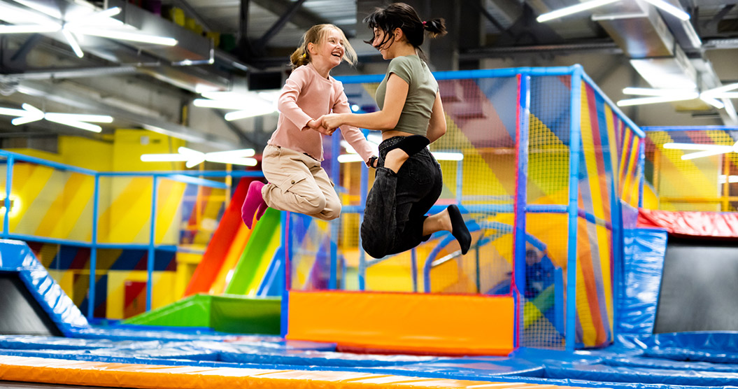 Kinder im Indoorspielpark